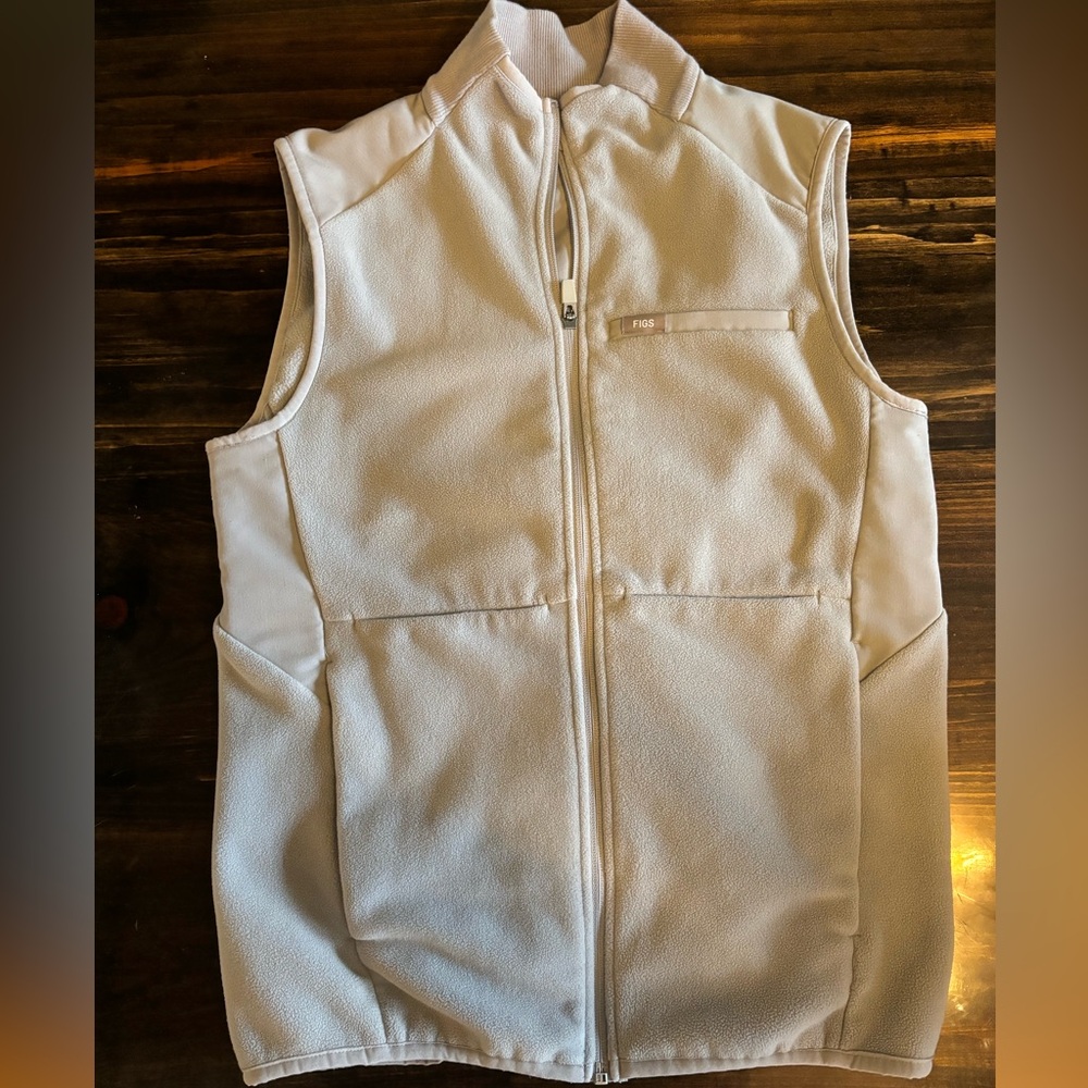 Figs scrub vest